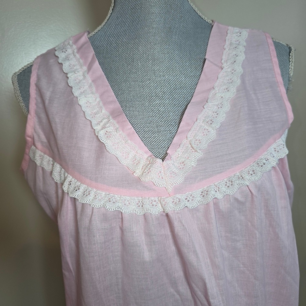 Vintage Pink Lace Trim Nightgown Sleeveless Cotton Blend Chemise USA Small